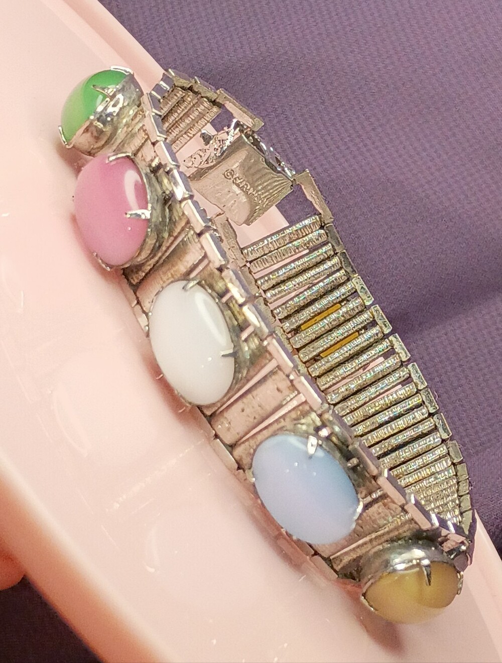 Vintage Sarah Coventry Pastel Multi-colored Oval Cabochon Bracelet
